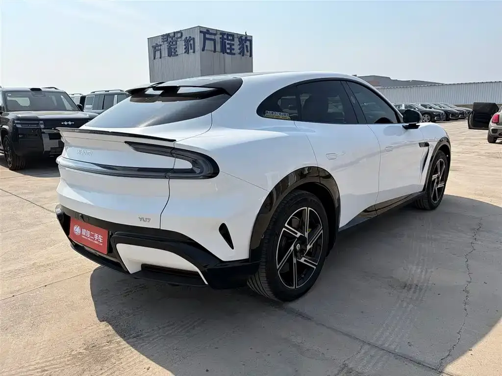 Xiaomi YU7 — фото 5
