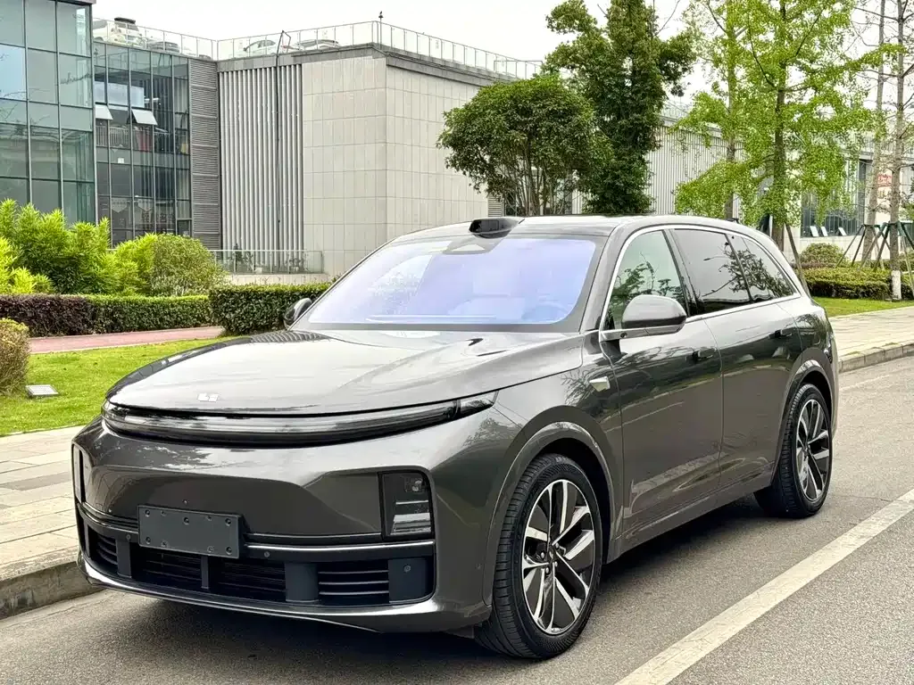 Li Auto L7