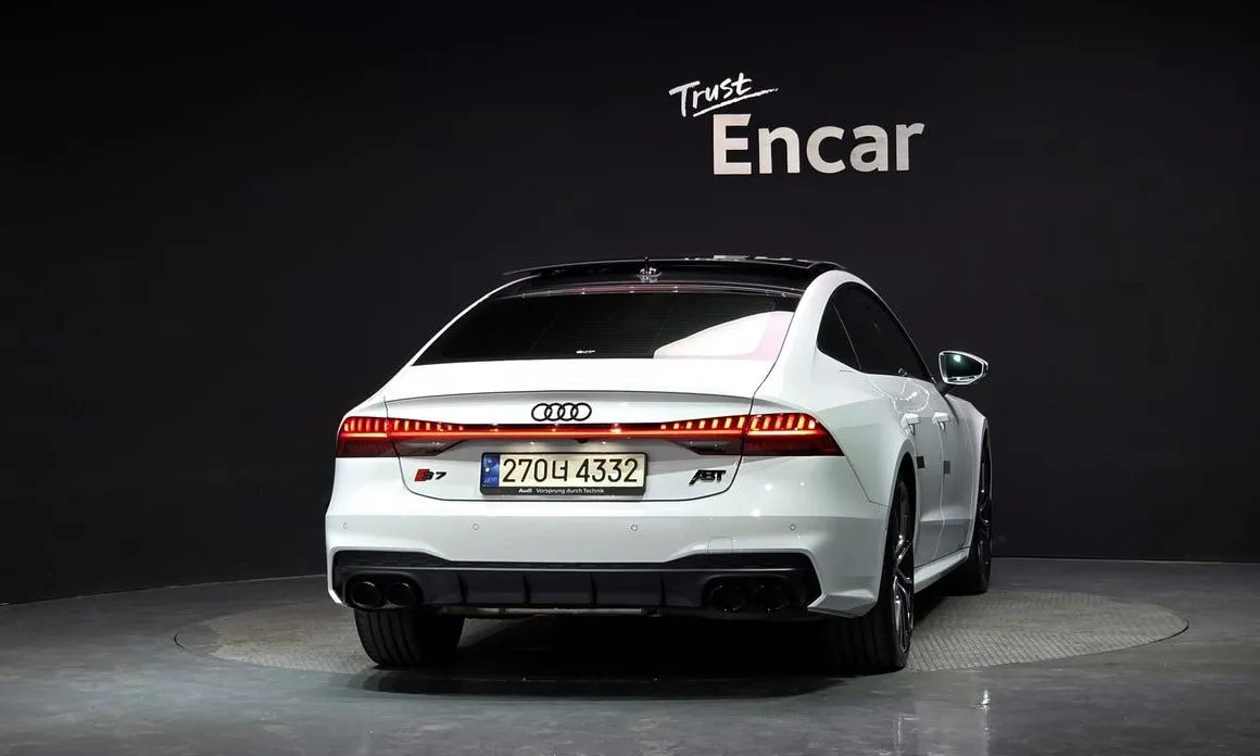 Audi S7 2021 из KR, фото 2