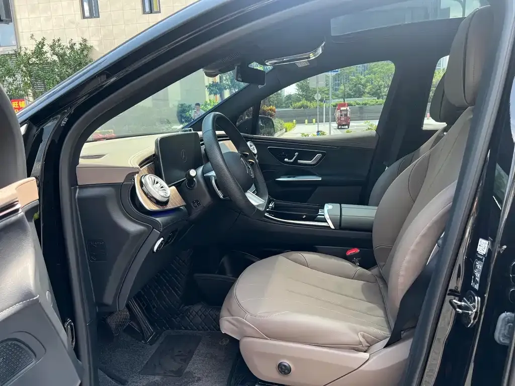 Mercedes-Benz EQE SUV 2024 из CN, фото 2