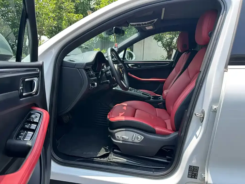 Porsche Macan 2021 из CN, фото 5