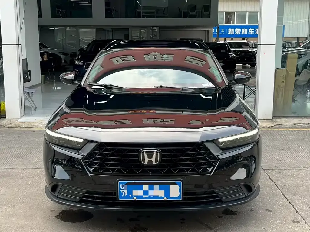 Honda Accord — фото 7