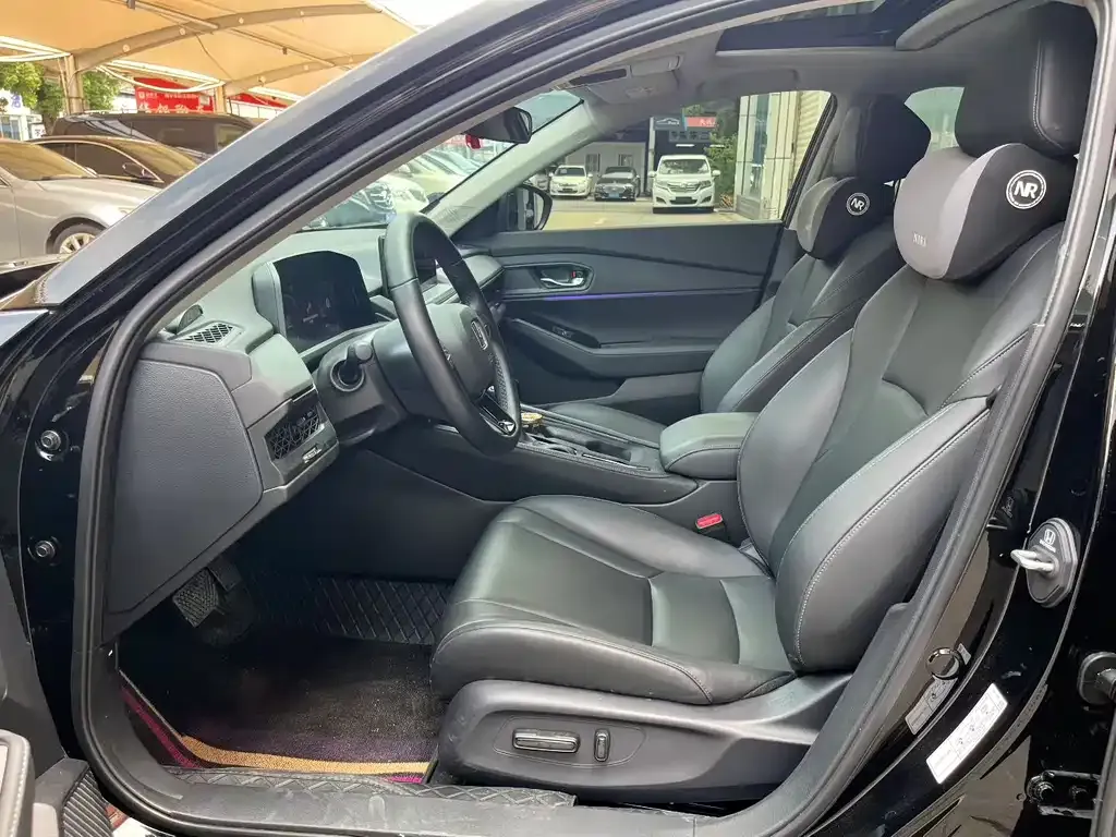 Honda Accord — фото 4