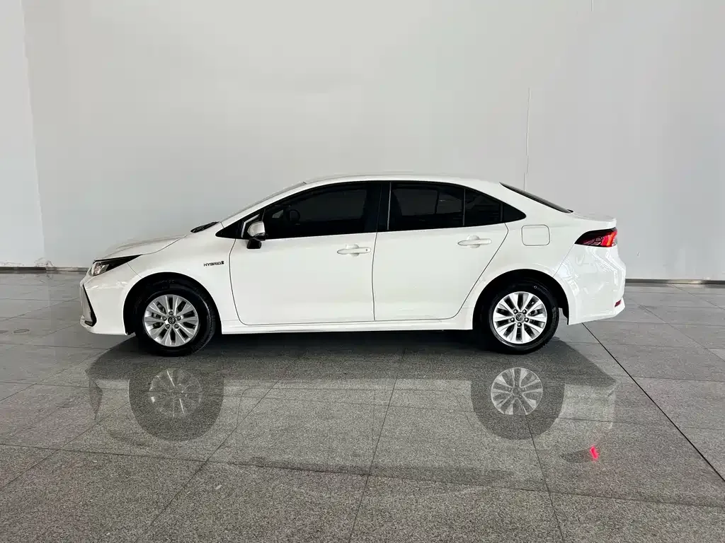 Toyota Corolla 2022 из CN, фото 5