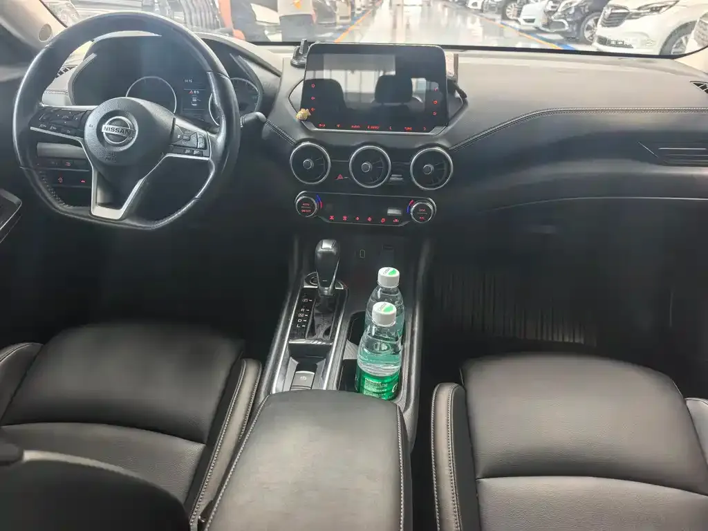 Nissan Sylphy 2022 из CN, фото 2