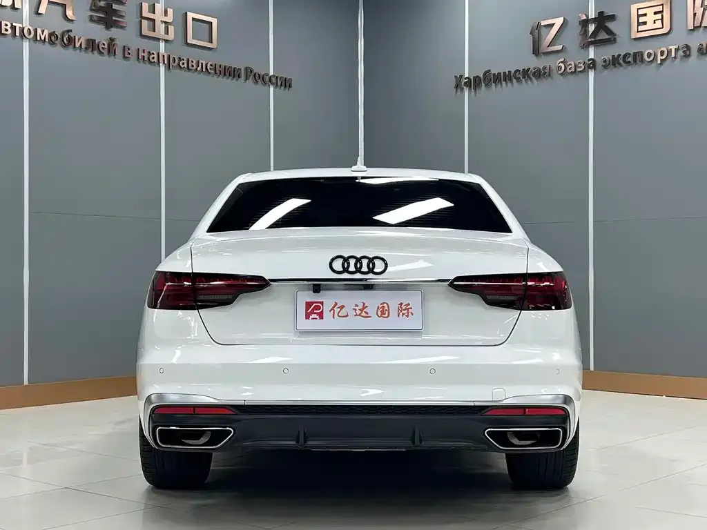 Audi A4L 2021 из CN, фото 7