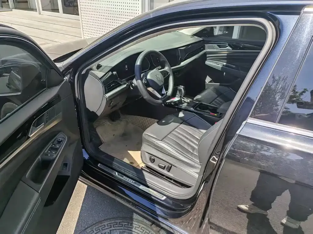 Volkswagen Passat — фото 5