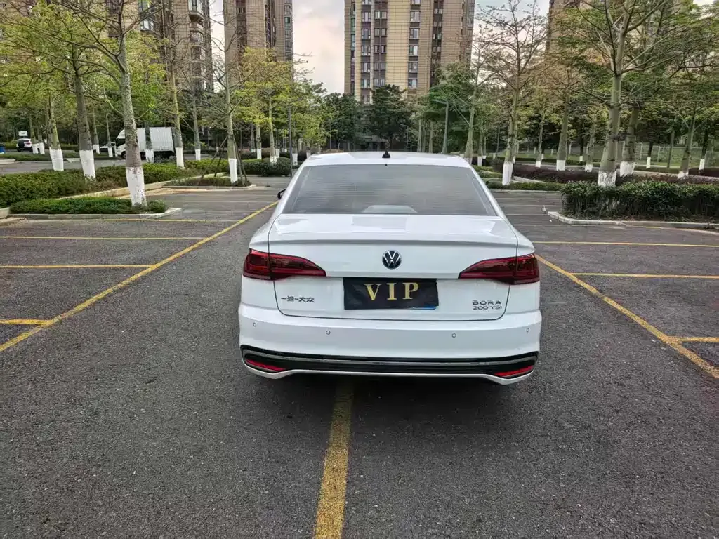 Volkswagen Bora 2024 из CN, фото 8