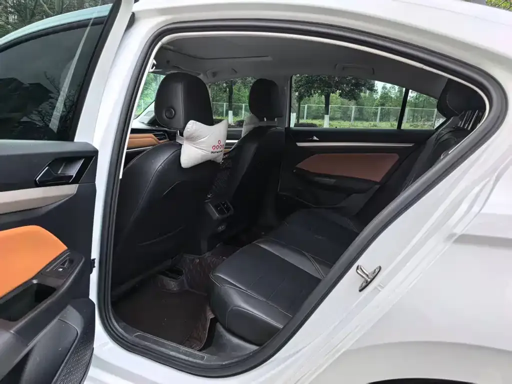 Volkswagen Bora 2024 из CN, фото 3