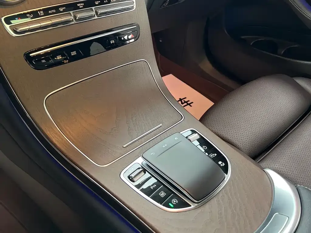 Mercedes-Benz GLC — фото 10