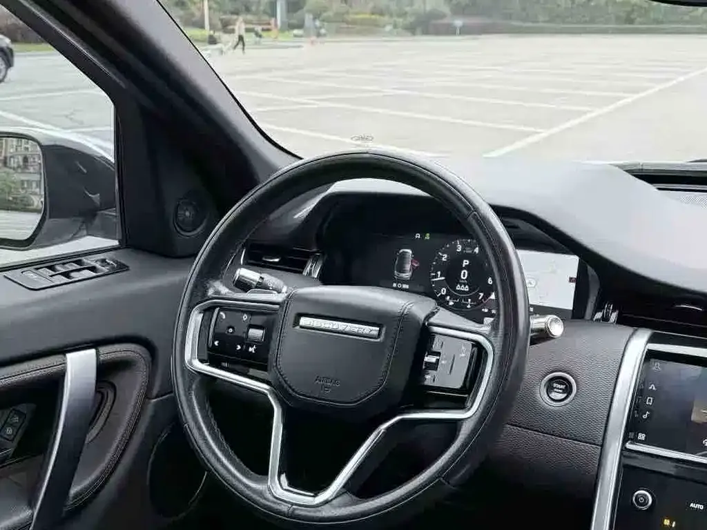 Land Rover Discovery Sport — фото 2