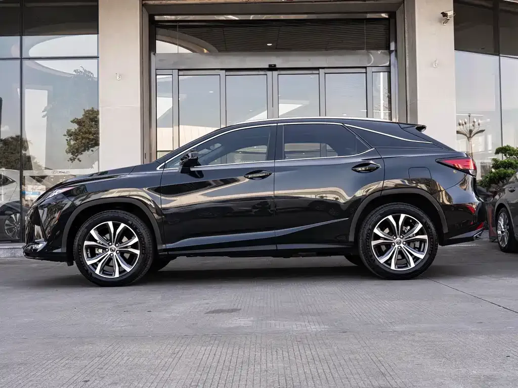 Lexus RX — фото 9