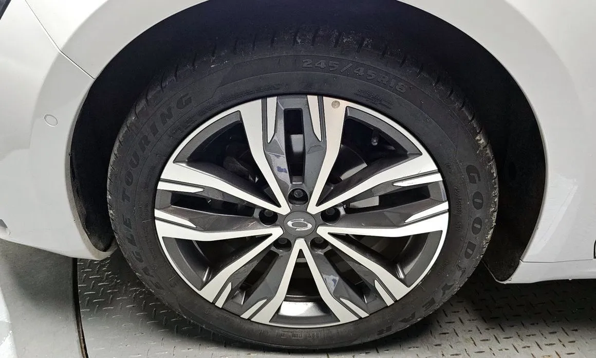 Renault Korea (Samsung) SM6 2022 из KR, фото 9
