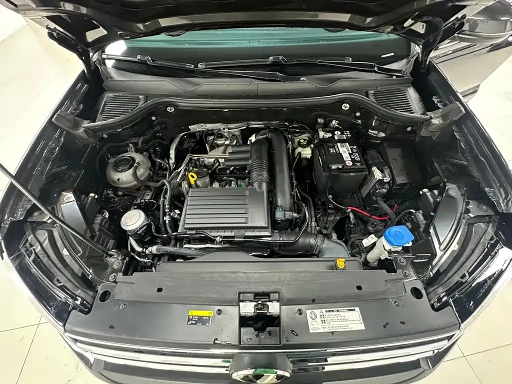 Volkswagen Tharu — фото 10