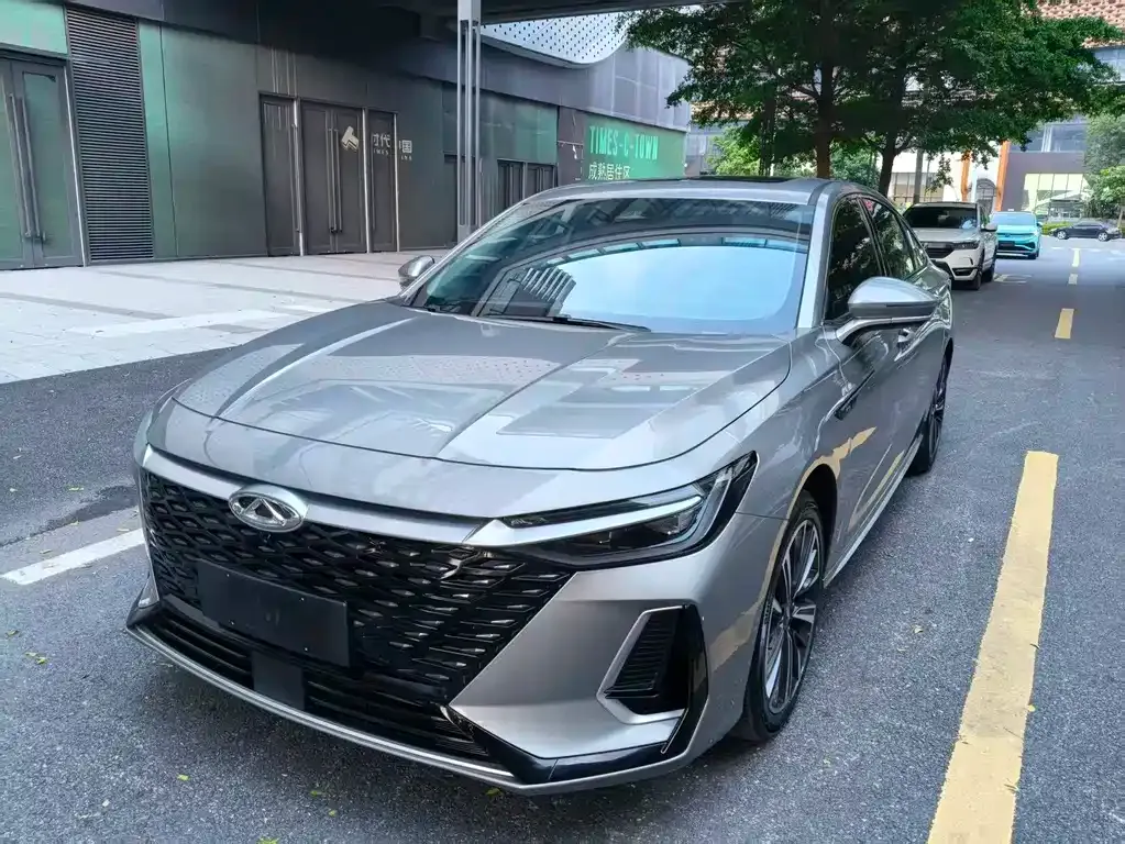 Chery Arrizo 8