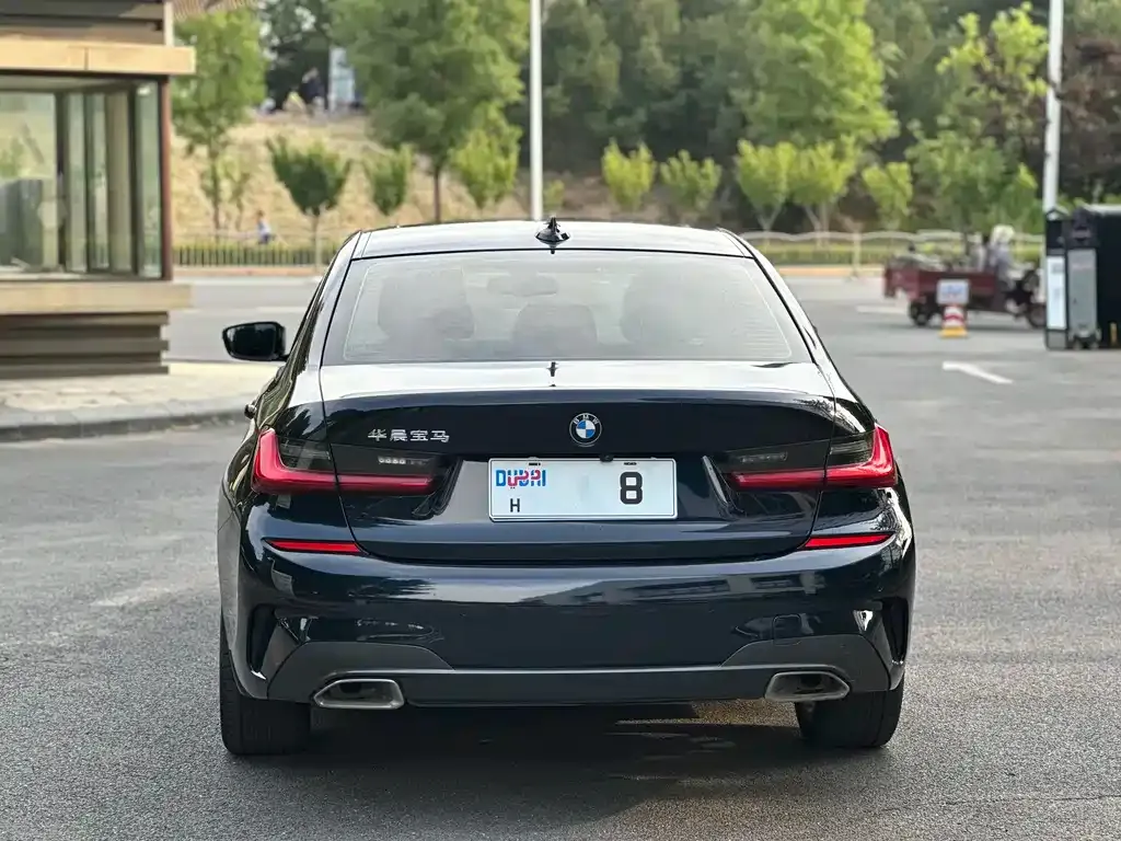 BMW 3 Series 2021 из CN, фото 3
