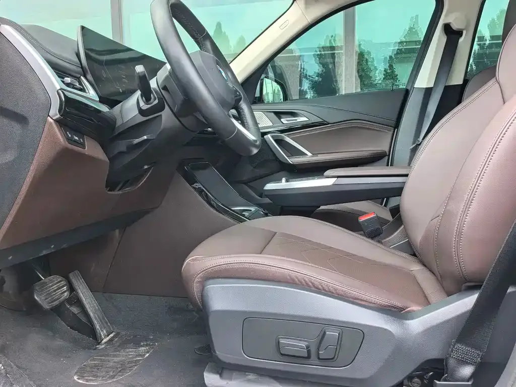 BMW X1 2024 из CN, фото 8