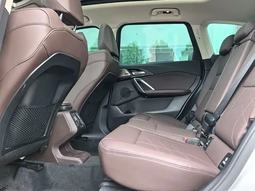 BMW X1 2024 из CN, фото 9
