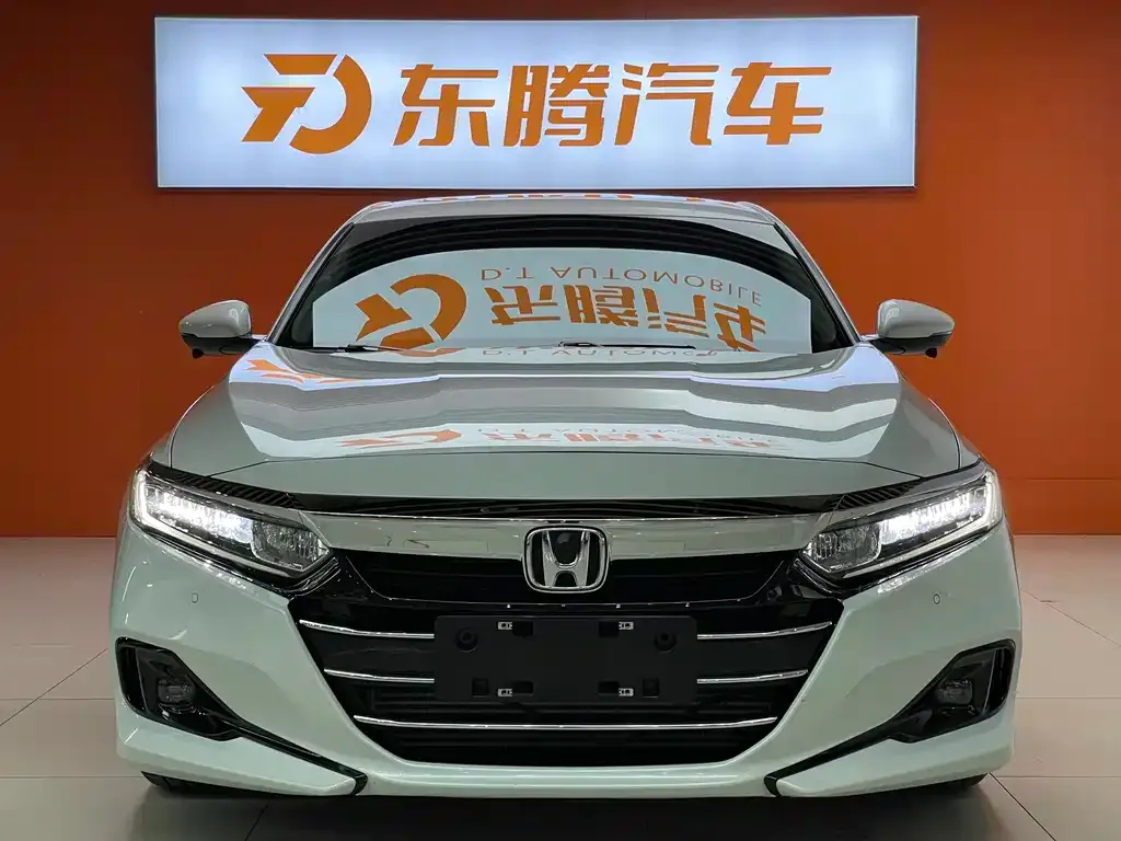 Honda Accord — фото 4