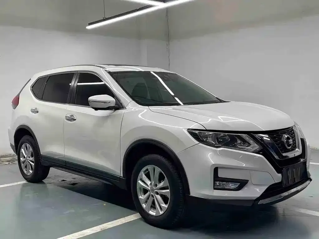 Nissan X-Trail 2021 из CN, фото 2