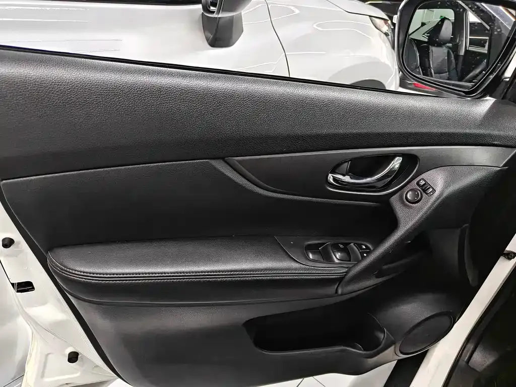 Nissan X-Trail 2021 из CN, фото 6