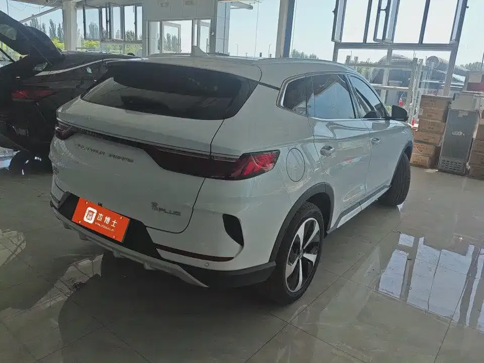 BYD PLUS New Energy — фото 5