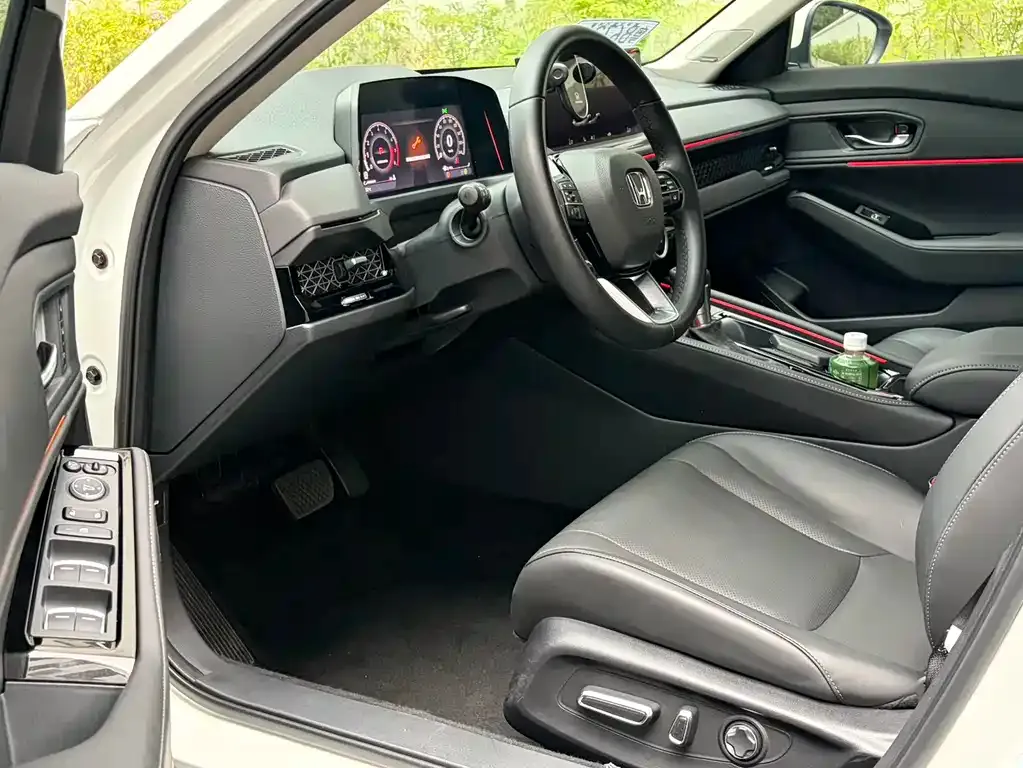 Honda Accord — фото 5