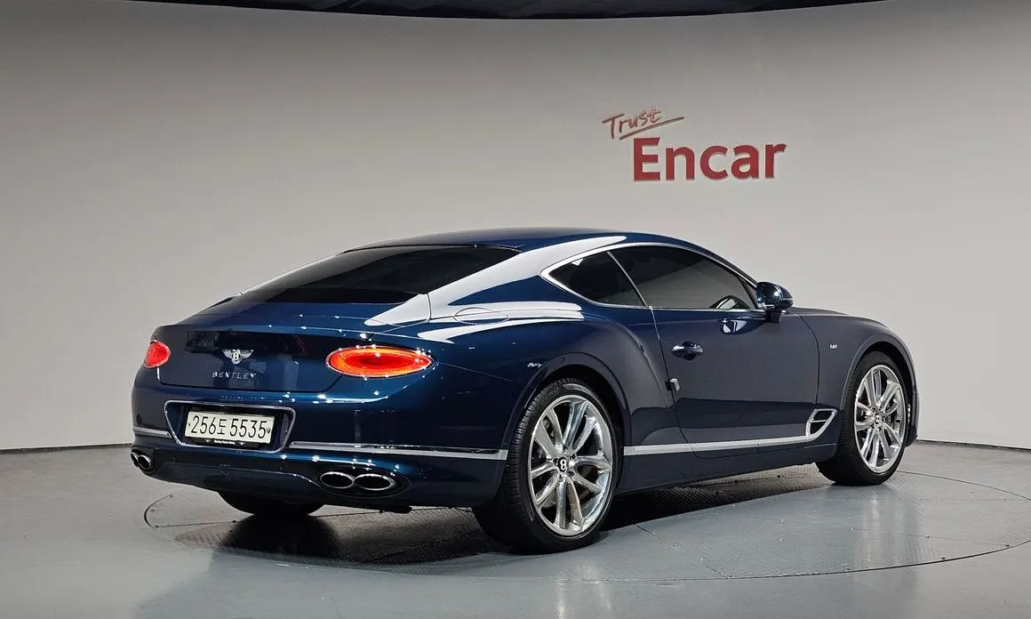 Bentley Continental 2022 из KR, фото 8