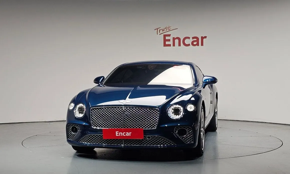 Bentley Continental 2022 из KR, фото 10