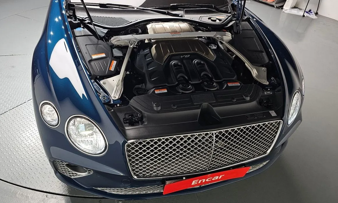 Bentley Continental 2022 из KR, фото 5