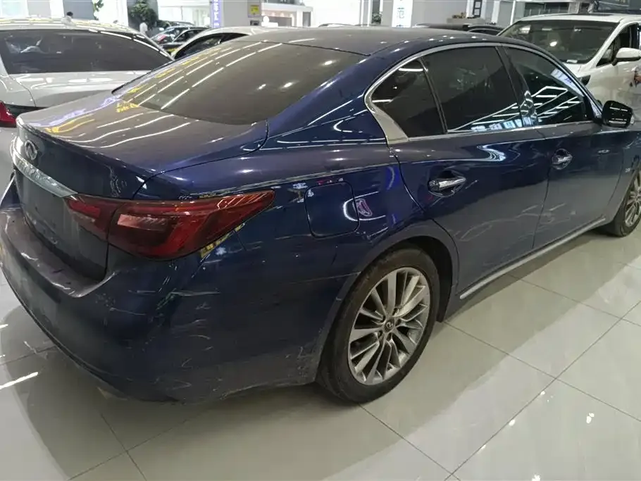 Infiniti Q50L 2021 из CN, фото 10