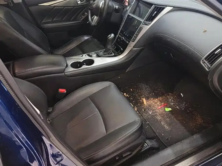 Infiniti Q50L 2021 из CN, фото 3
