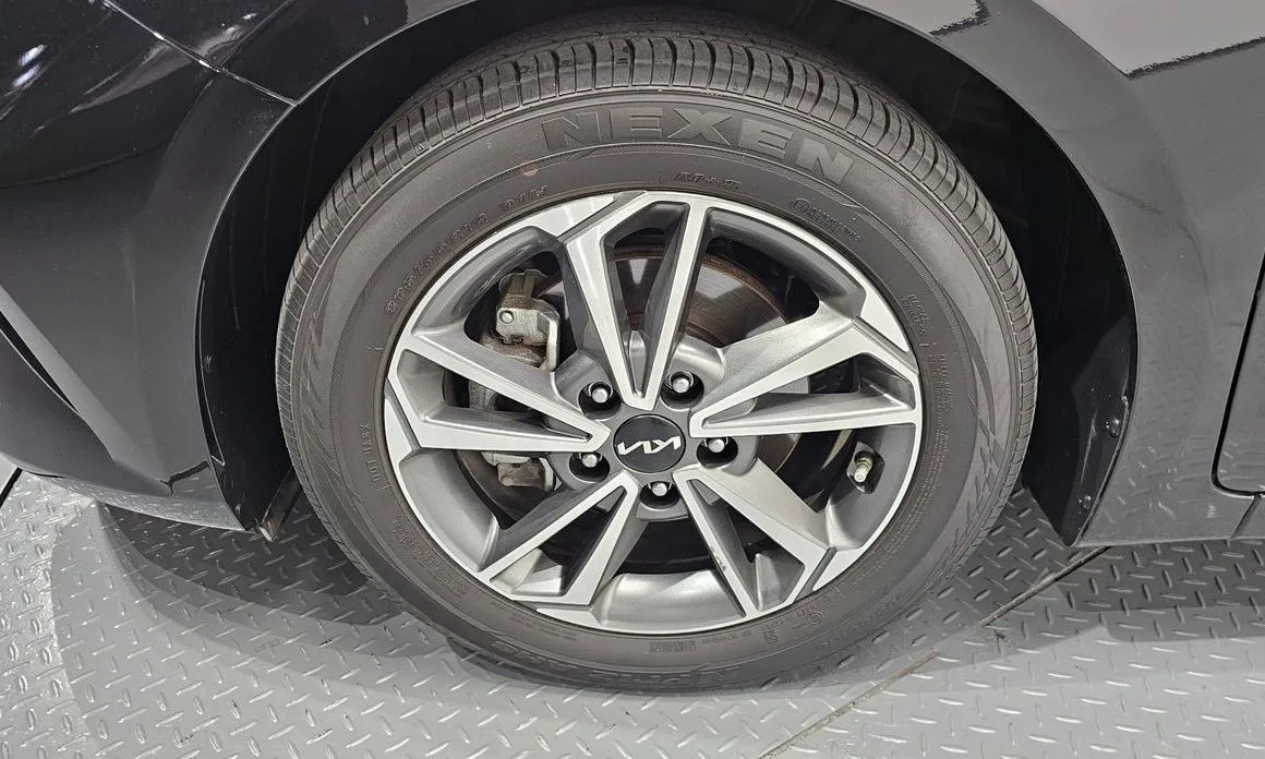 Kia K3 2024 из KR, фото 8