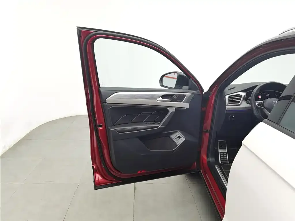 Volkswagen Tayron X 2022 из CN, фото 5