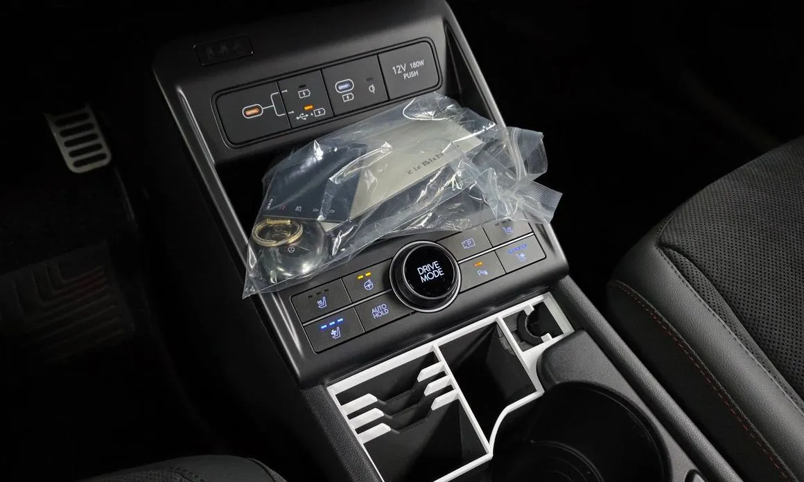 Hyundai Kona 2023 из KR, фото 4