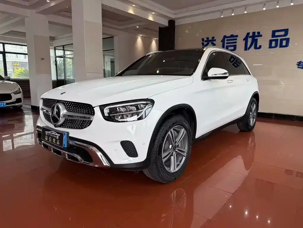 Mercedes-Benz GLC — фото 1