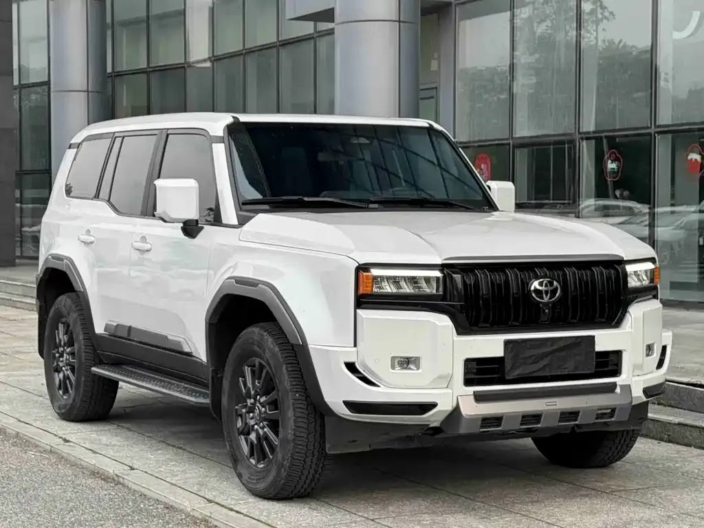 Toyota Prado 2024 из CN, фото 9