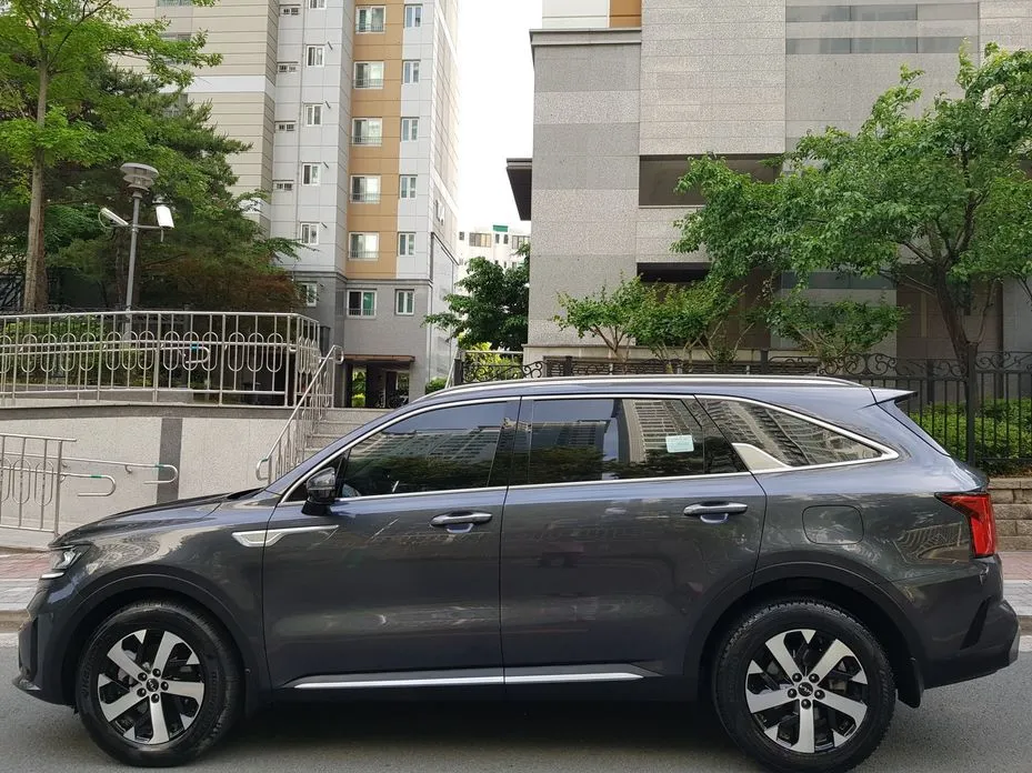 Kia Sorento 2023 из KR, фото 4