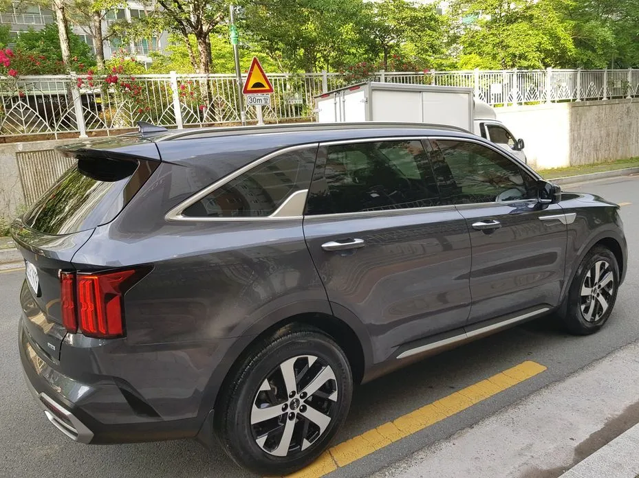 Kia Sorento 2023 из KR, фото 7