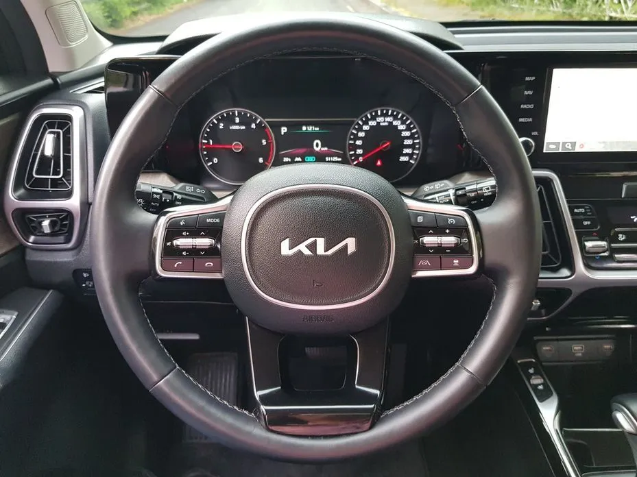 Kia Sorento 2023 из KR, фото 10
