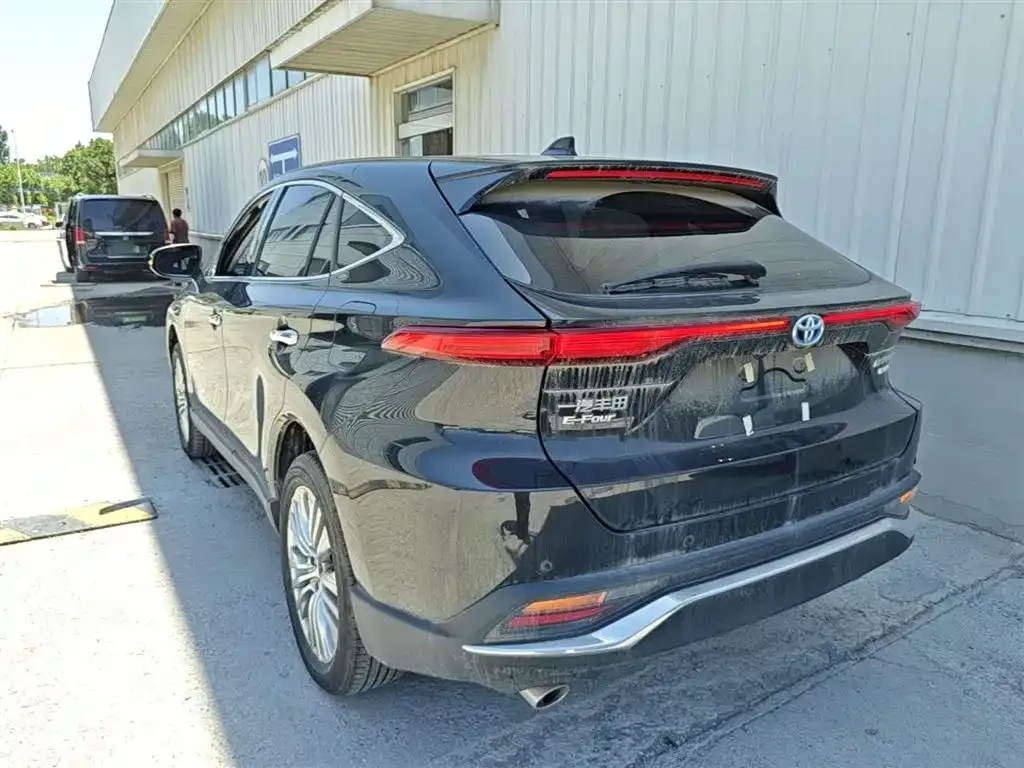 Toyota Harrier — фото 7