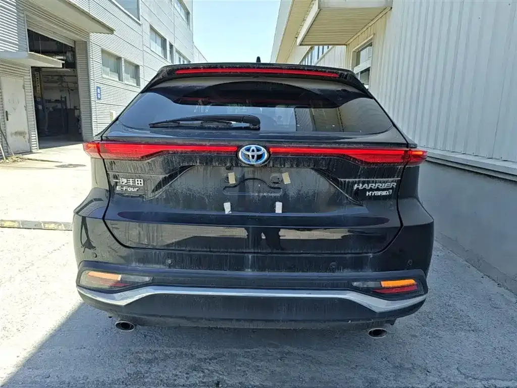 Toyota Harrier — фото 3