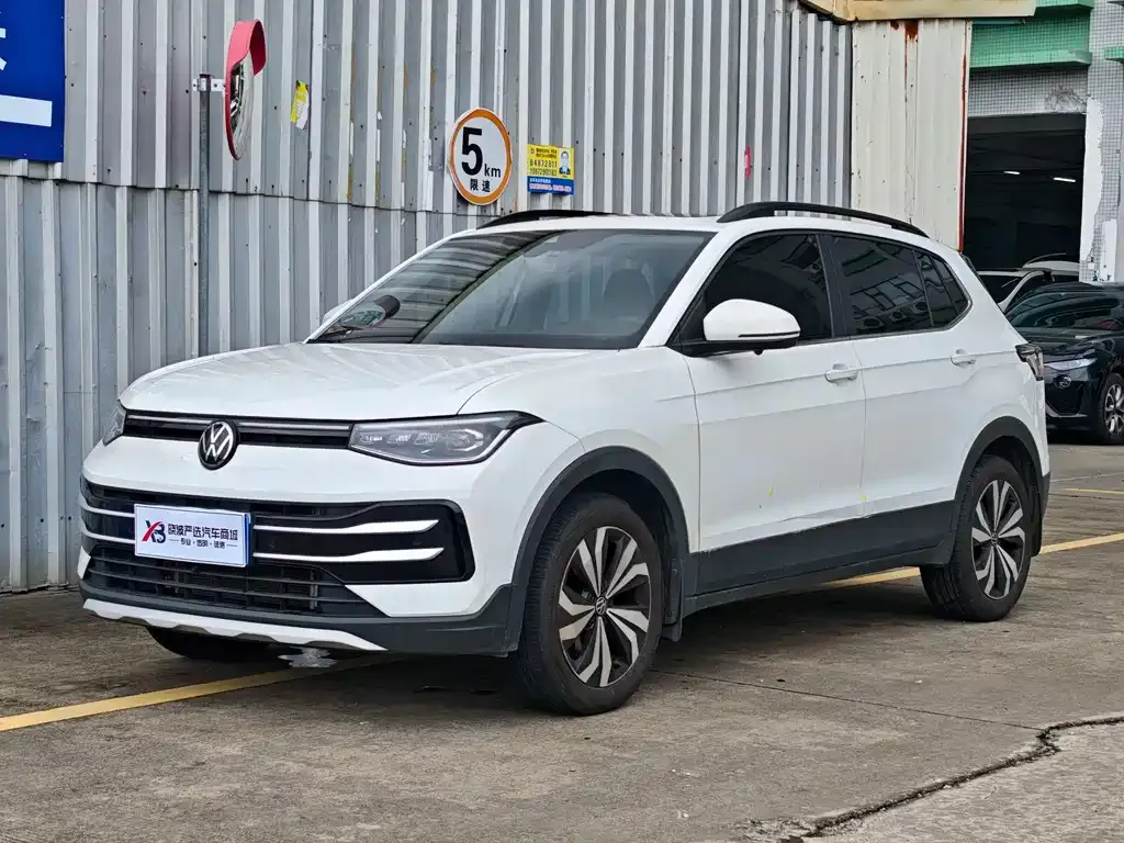 Volkswagen Tharu — фото 1