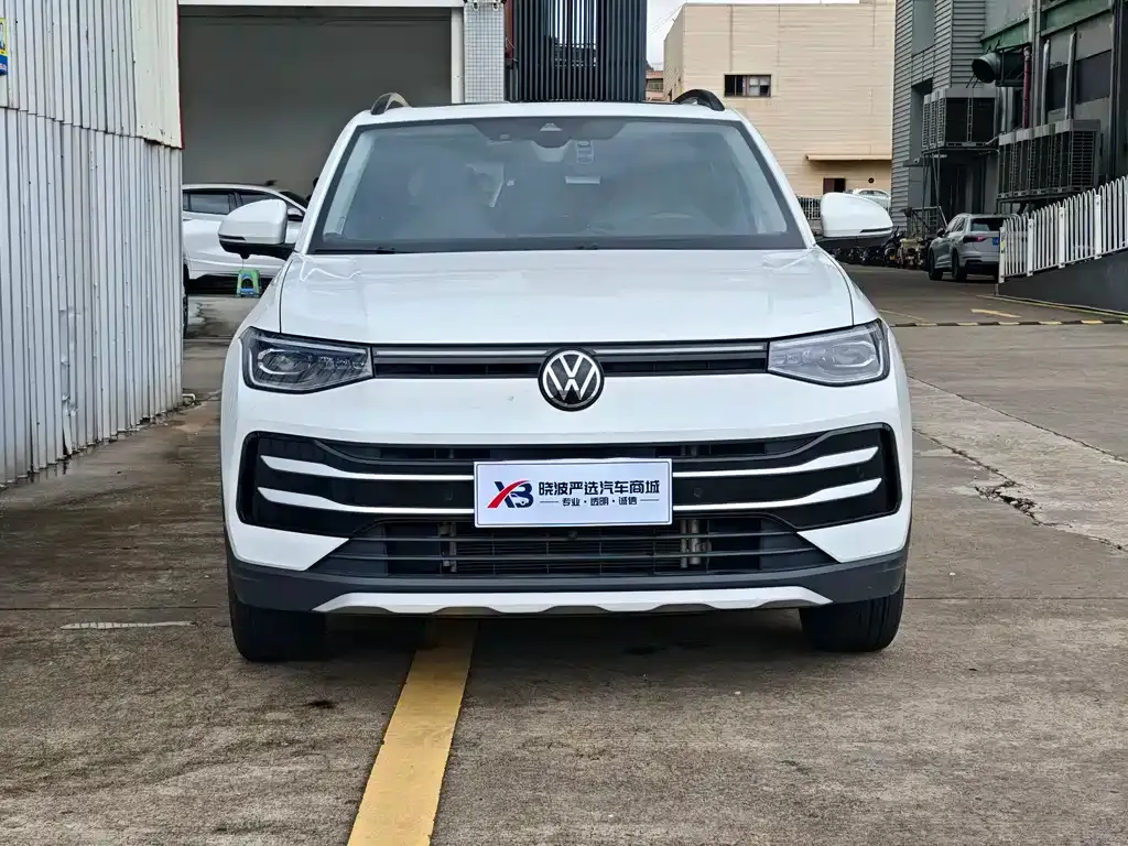 Volkswagen Tharu — фото 4