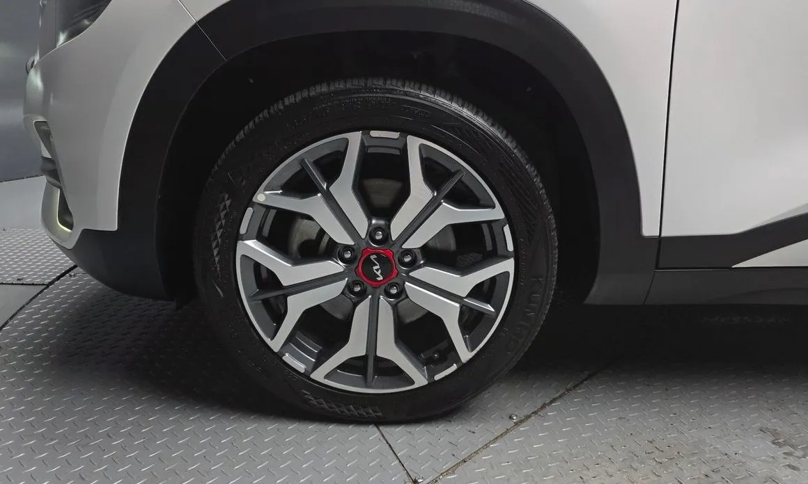 Kia Seltos 2023 из KR, фото 8