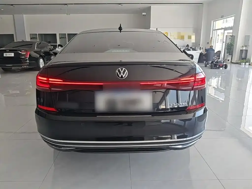 Volkswagen Passat — фото 3