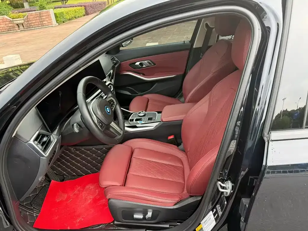 BMW i3 2023 из CN, фото 2
