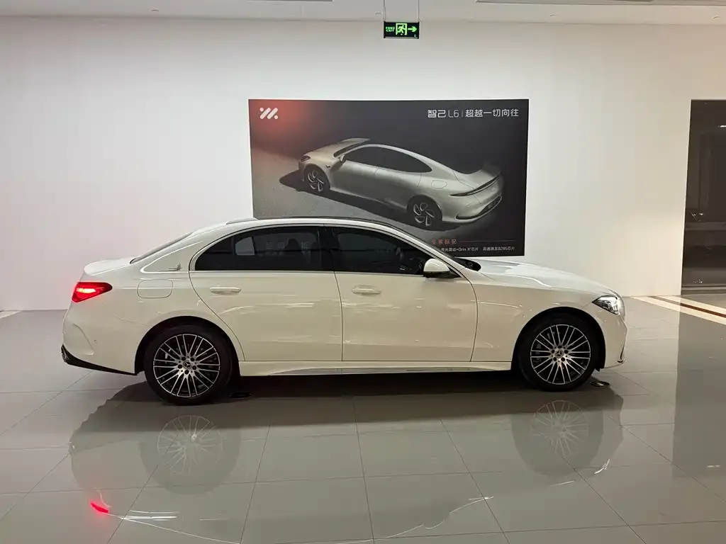 Mercedes-Benz C-Class 2024 из CN, фото 2