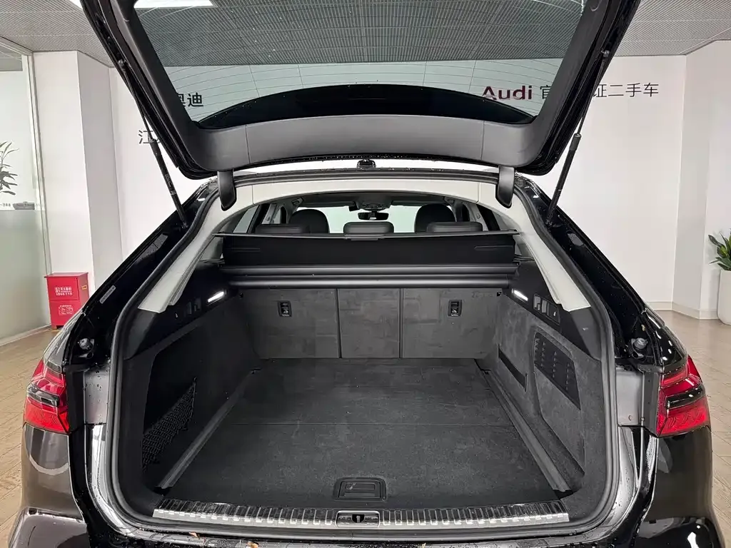 Audi A6 (Import) 2024 из CN, фото 9