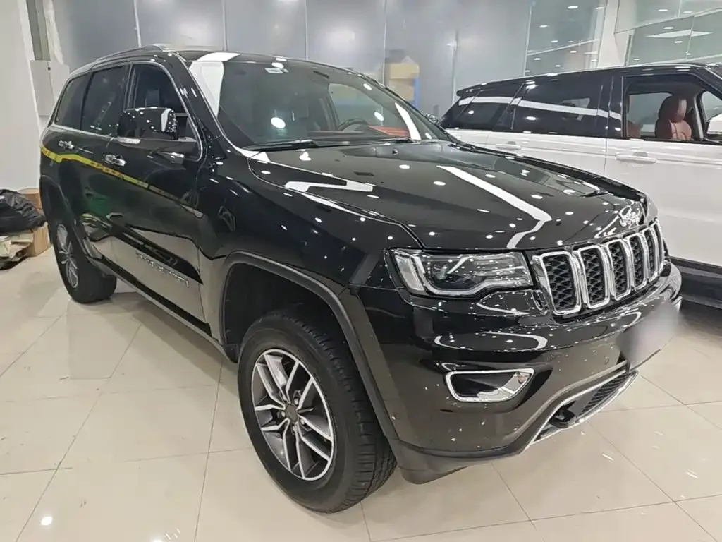 Jeep Grand Cherokee (Import) 2021 из CN, фото 3